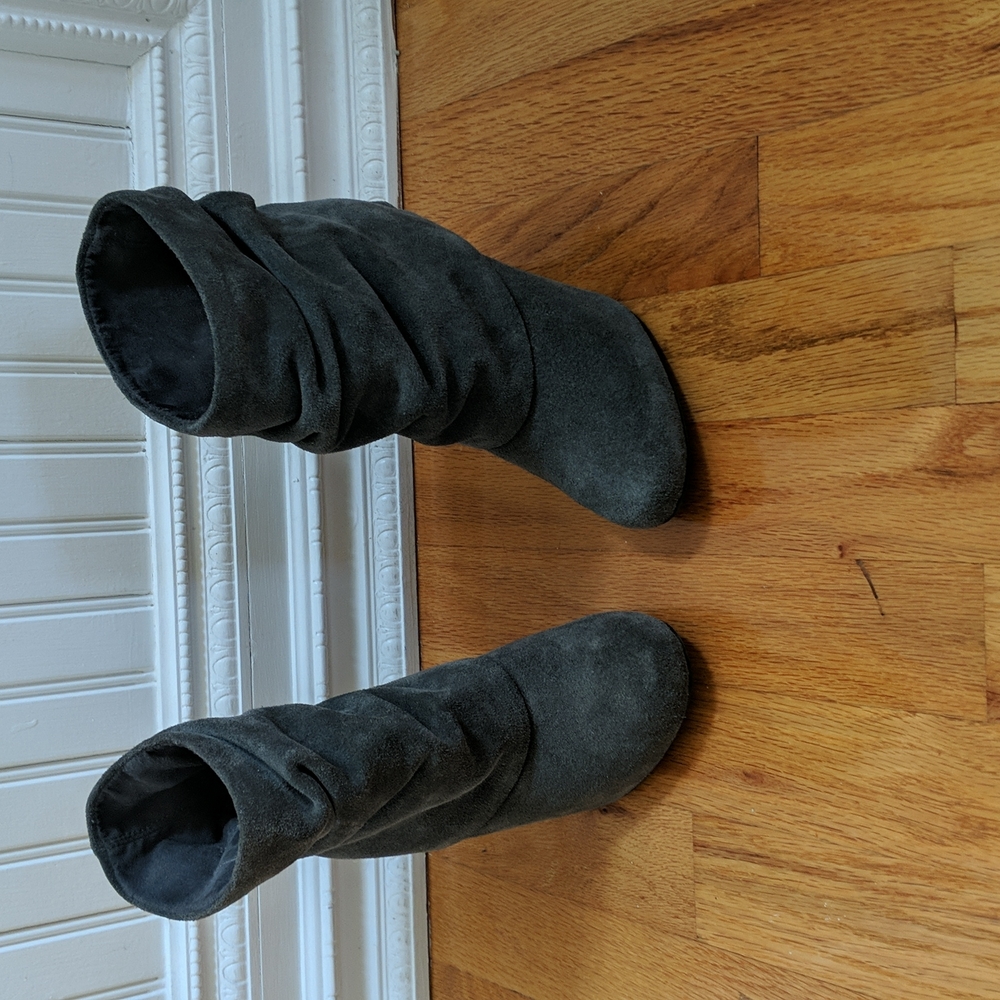 Steve Madden Carlsen Booties. Size 6. - image 3